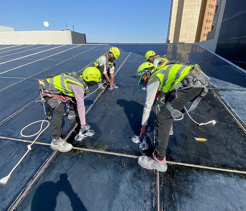 cleaning-glass-towers